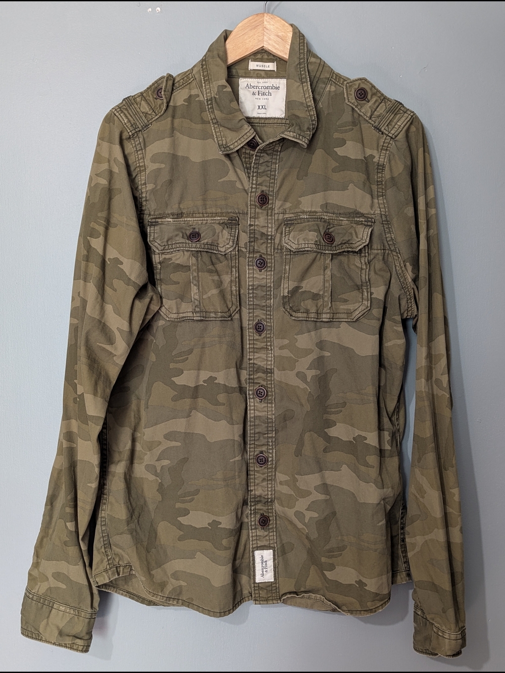 Abercrombie & Fitch Vintage Men's Y2K Camo Military Style Utility Shirt Jacket
